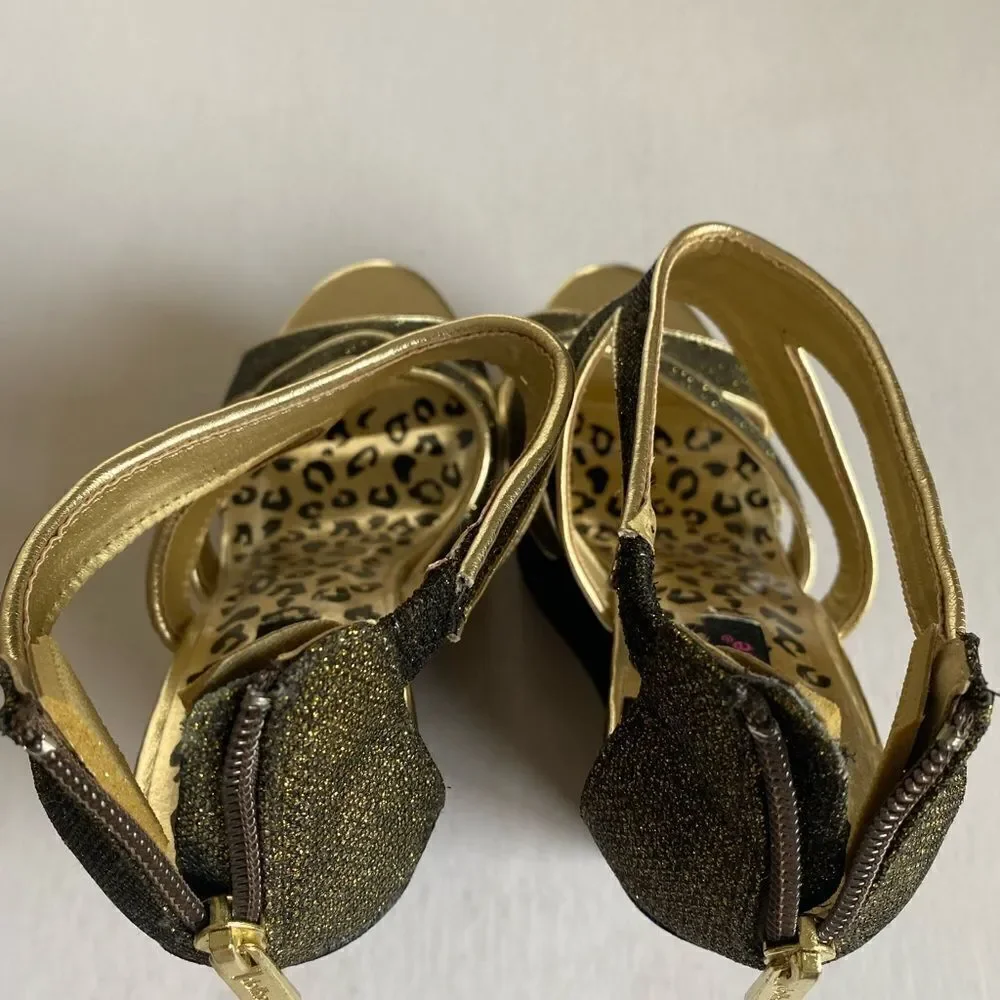 DOLLHOUSE Women’s 6” Platform Sandals Size 8